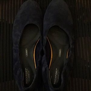 Women’s dark blue suede flats